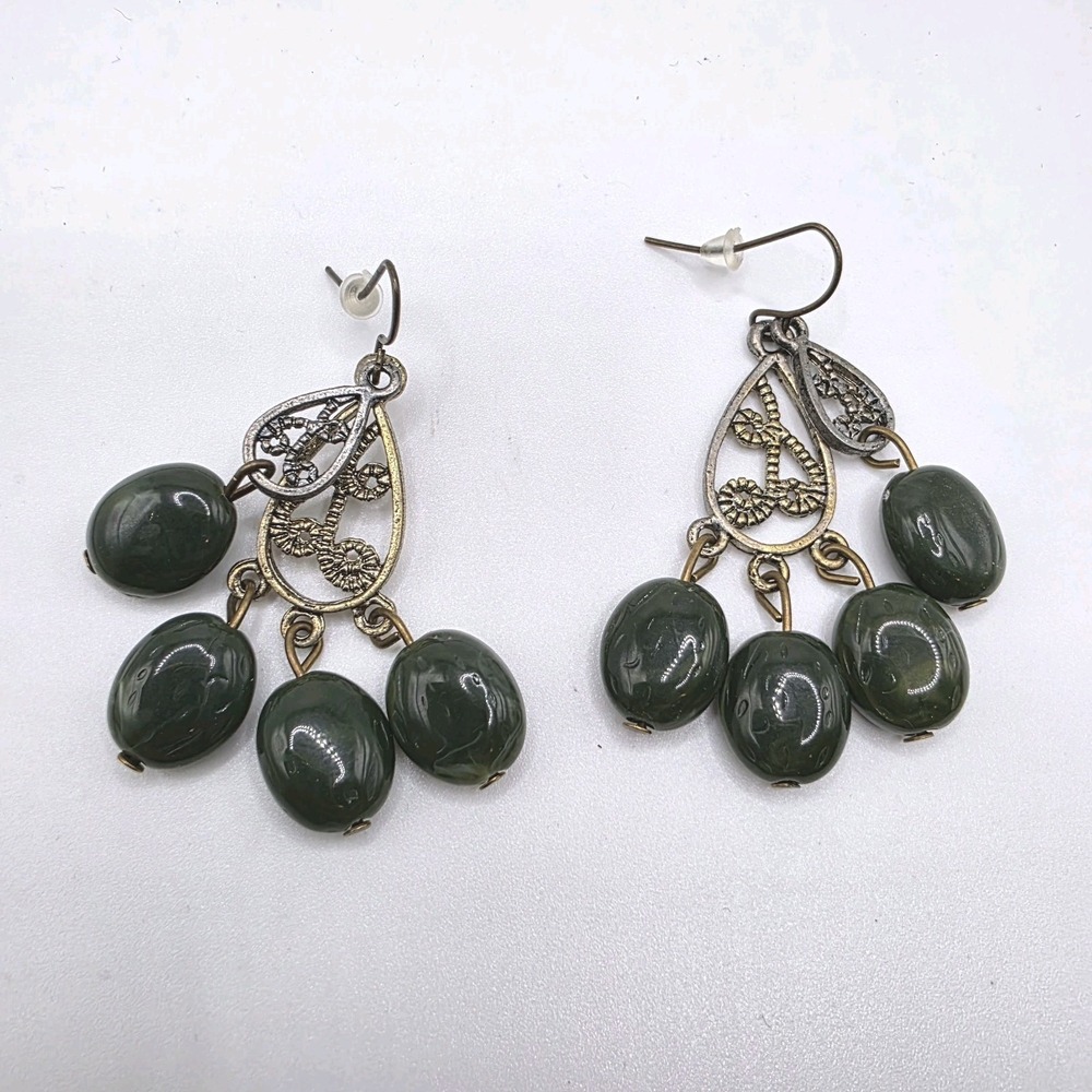 VINTAGE UNSIGNED FILIGREE CABOCHON DANGLE‎ EARRINGS Boho Forest Green